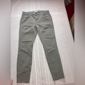Vineyard Vines sz 10 Olive Green Skinny Jeans